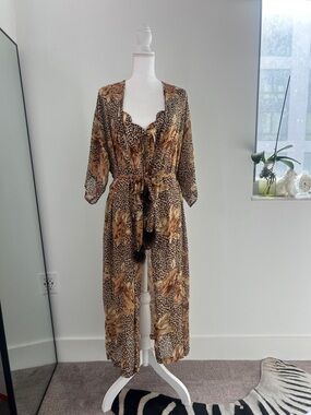 Women's Animal Print Chemise & Robe Set in Brown